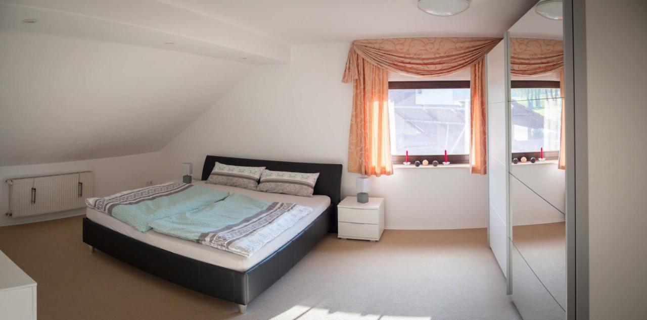 Momlingen Ferienwohnung Moemlingtal מראה חיצוני תמונה